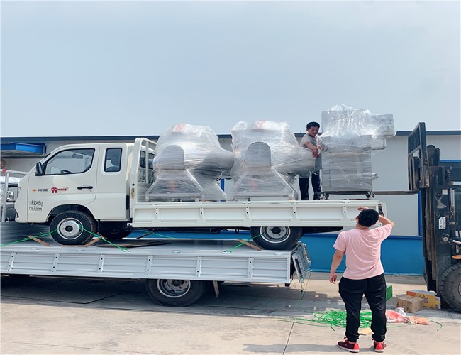 匯品600L可傾燃?xì)庵箦?臺(tái)，牛肉專用鹽水注射機(jī)1臺(tái)發(fā)往陜西