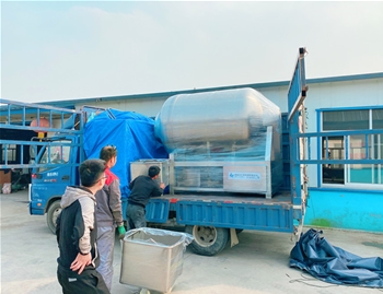 2000L變頻水冷泵真空滾揉機(jī)1臺(tái)，200L不銹鋼料車2臺(tái)，發(fā)貨河南周口