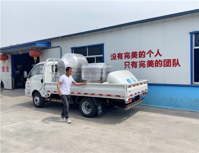 400L真空滾揉機、500L電加熱夾層鍋，發(fā)往河南洛陽