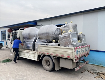 400L真空滾揉機(jī)4臺(tái)，200L料車10臺(tái)，發(fā)往河南安陽