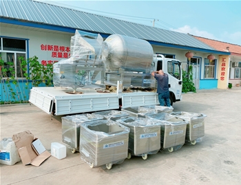 1200L真空滾揉機(jī)配液壓上料器加8臺(tái)可提升專用料車，發(fā)貨湖南常德
