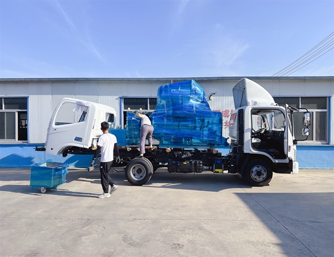 700雙層殺菌鍋、料車，直達(dá)車發(fā)貨河南  源頭工廠，質(zhì)量保障，價格透明，售后無憂，歡迎咨詢