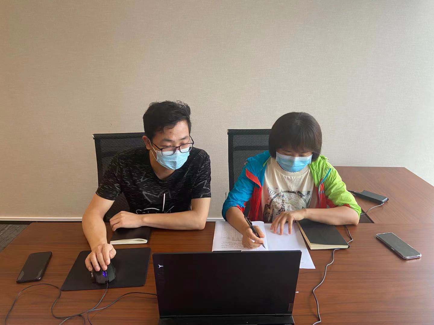 項(xiàng)目部安全生產(chǎn)月1.jpg 項(xiàng)目部安全生產(chǎn)月1.jpg