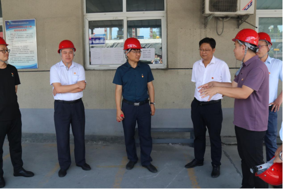 駐馬店市涉案礦產(chǎn)資源企業(yè)托管工作組舉辦能力作風建設(shè)主題黨課暨集體廉政談話會 新聞稿 6.221179.png