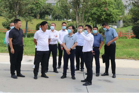 9.9市政府副市長(zhǎng)張威調(diào)研新聞稿647.png 9.9市政府副市長(zhǎng)張威調(diào)研新聞稿647.png