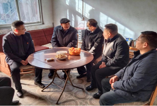 市產(chǎn)業(yè)集團(tuán)2023年春節(jié)前夕走訪慰問困難黨員和老黨員老干部215.png 市產(chǎn)業(yè)集團(tuán)2023年春節(jié)前夕走訪慰問困難黨員和老黨員老干部215.png